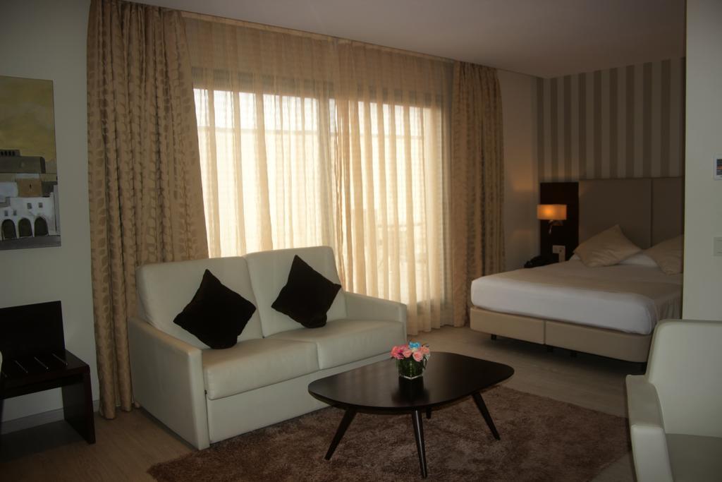 Az Hotels Зеральда Экстерьер фото