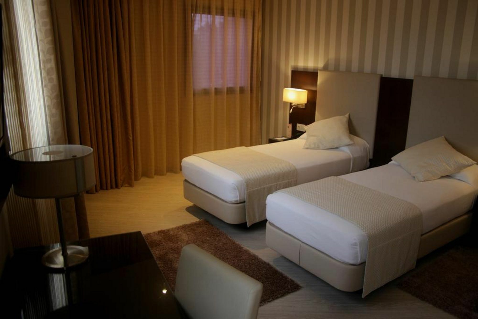Az Hotels Зеральда Экстерьер фото