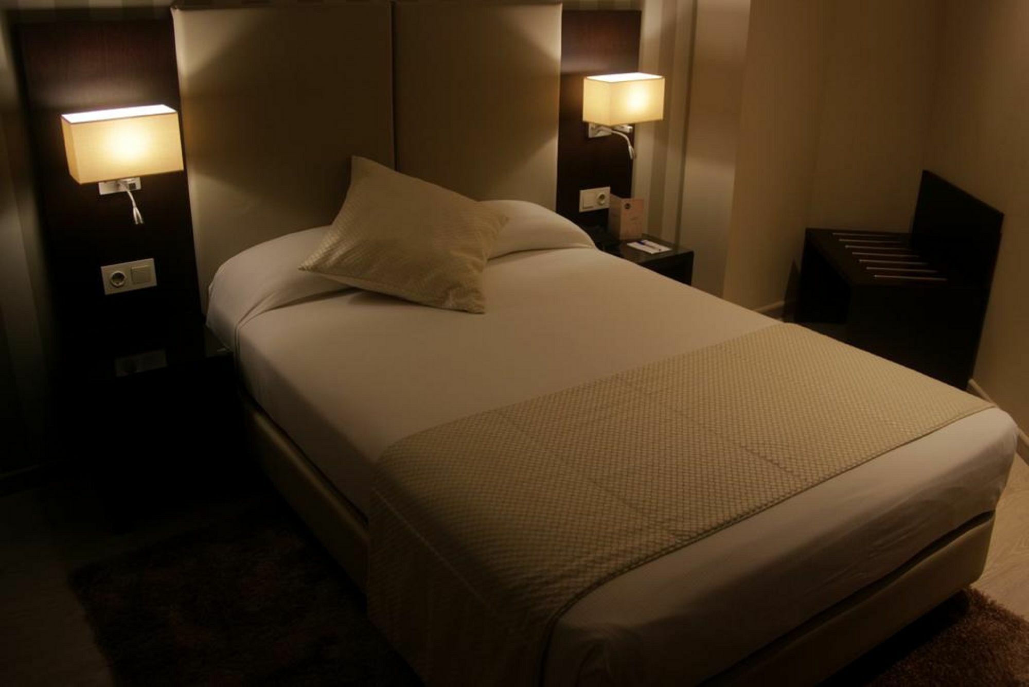 Az Hotels Зеральда Экстерьер фото