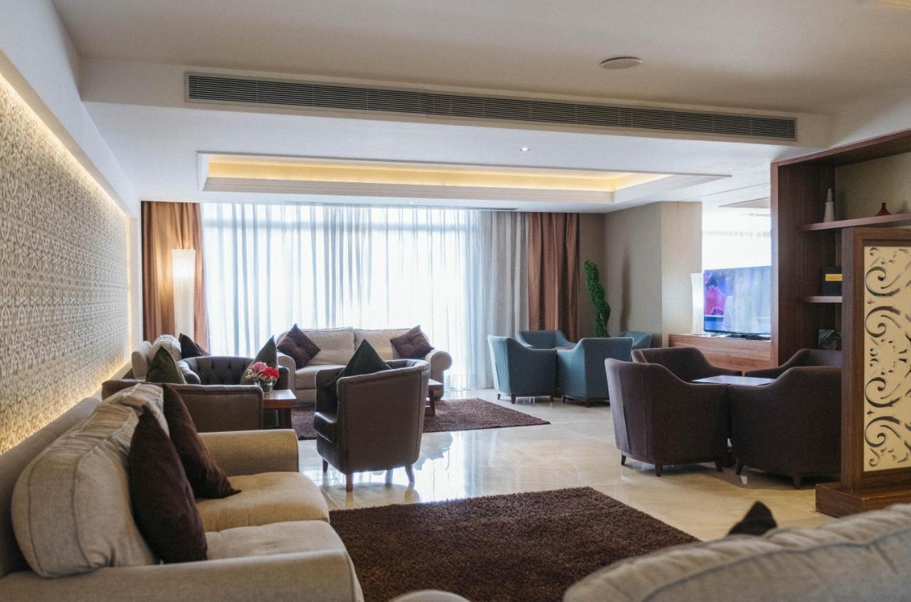 Az Hotels Зеральда Экстерьер фото